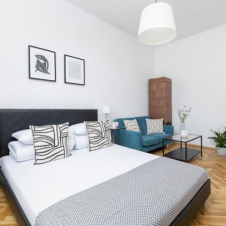 1-Bedroom Apartment - Dluga 65 Street クラクフ エクステリア 写真