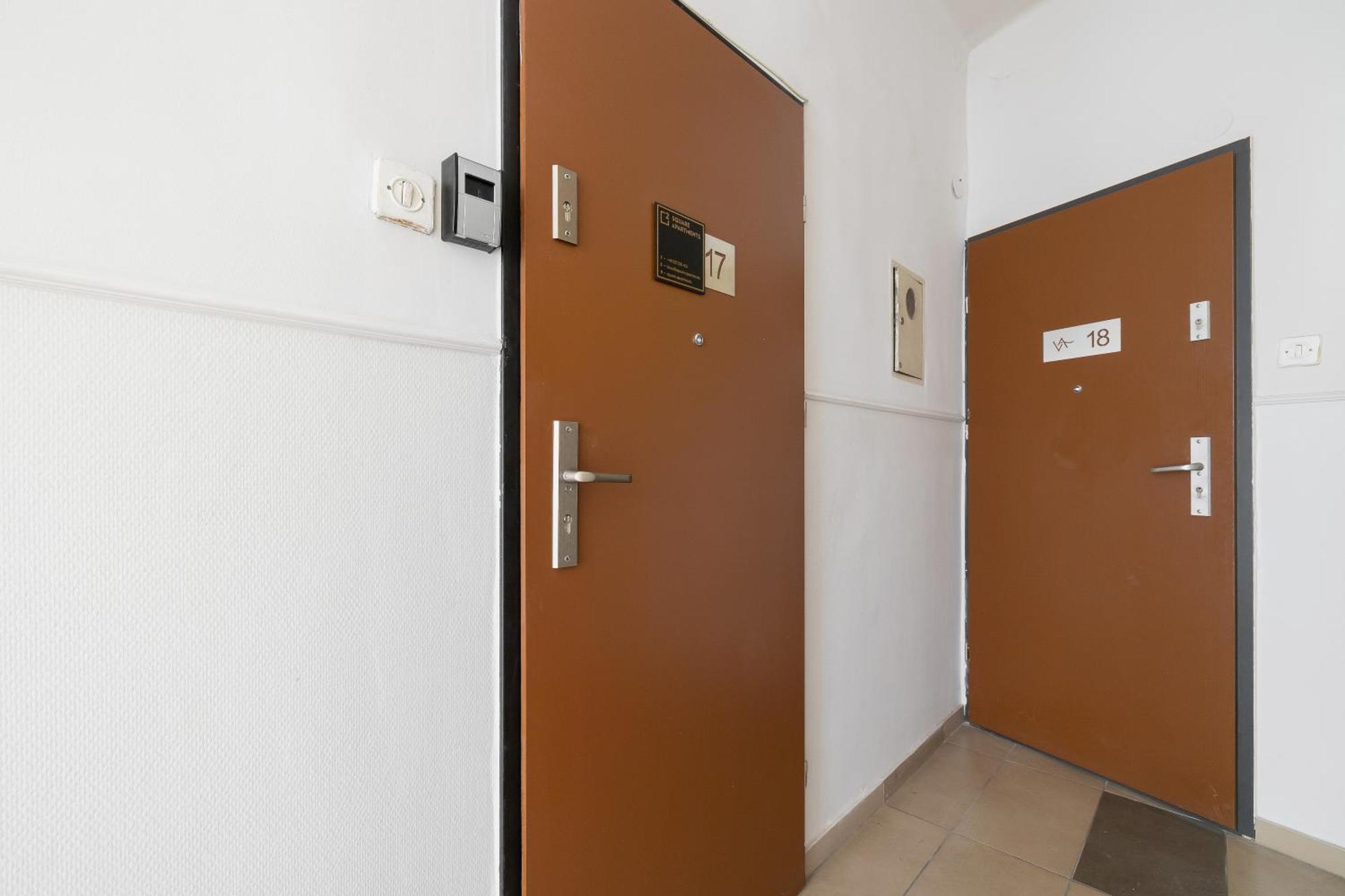 1-Bedroom Apartment - Dluga 65 Street クラクフ エクステリア 写真